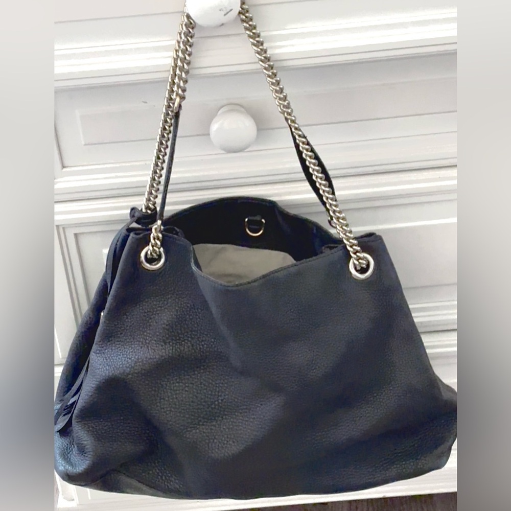 Gucci Black Pebbled Soho Leather Shoulder Bag 
Serial #310806204046 - Picture 13 of 14